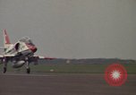 Standbild Flugzeuge TA 4JS Beeville Texas Naval Air Station Chase Field USA, 1982, aus Sekunde 47 historischem Filmmaterial Videoclip 65675052110