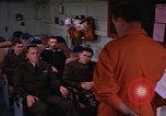 Immagine di Briefing officer Mare Mediterraneo, 1966, secondo 13 filmato di repertorio 65675052126