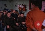 Immagine di Briefing officer Mare Mediterraneo, 1966, secondo 23 filmato di repertorio 65675052126