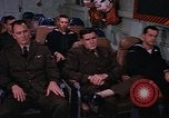 Immagine di Briefing officer Mare Mediterraneo, 1966, secondo 55 filmato di repertorio 65675052126