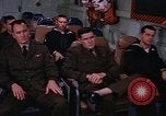 Immagine di Briefing officer Mare Mediterraneo, 1966, secondo 58 filmato di repertorio 65675052126