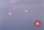 Standbild zwei S-2E Ebenen Norfolk Virginia USA, 1967, aus Sekunde 10 historischem Filmmaterial Videoclip 65675052129