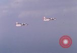Standbild zwei S-2E Ebenen Norfolk Virginia USA, 1967, aus Sekunde 27 historischem Filmmaterial Videoclip 65675052129
