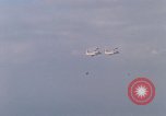 Standbild zwei S-2E Ebenen Norfolk Virginia USA, 1967, aus Sekunde 58 historischem Filmmaterial Videoclip 65675052129