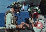 Standbild Flieger California United States USA, 1980, aus Sekunde 17 historischem Filmmaterial Videoclip 65675052132