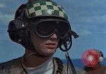 Standbild Flieger California United States USA, 1980, aus Sekunde 33 historischem Filmmaterial Videoclip 65675052132