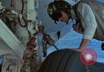Standbild Flieger California United States USA, 1980, aus Sekunde 49 historischem Filmmaterial Videoclip 65675052132