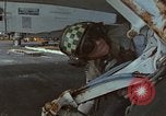 Immagine di Equipaggio di coperta Alameda California USA, 1980, secondo 35 filmato di repertorio 65675052133