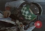 Immagine di Equipaggio di coperta Alameda California USA, 1980, secondo 50 filmato di repertorio 65675052133