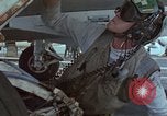 Immagine di Equipaggio di coperta Alameda California USA, 1980, secondo 53 filmato di repertorio 65675052133