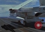 Standbild Flugzeugträger USS Ranger Indischer Ozean, 1982, aus Sekunde 31 historischem Filmmaterial Videoclip 65675052139