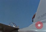 Standbild Flugzeugträger USS Ranger Indischer Ozean, 1982, aus Sekunde 45 historischem Filmmaterial Videoclip 65675052139
