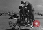 Standbild B-26 Flugzeuge Bombenangriffe im koreanischen Krieg Seoul Korea, 1950, aus Sekunde 25 historischem Filmmaterial Videoclip 65675052165