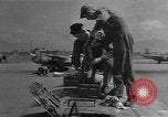 Standbild B-26 Flugzeuge Bombenangriffe im koreanischen Krieg Seoul Korea, 1950, aus Sekunde 27 historischem Filmmaterial Videoclip 65675052165