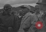 Immagine di Al Jolson Pusan Corea, 1950, secondo 21 filmato di repertorio 65675052174