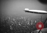 Standbild LZ 129 Hindenburg New York City USA, 1936, aus Sekunde 20 historischem Filmmaterial Videoclip 65675052175
