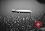 Standbild LZ 129 Hindenburg New York City USA, 1936, aus Sekunde 31 historischem Filmmaterial Videoclip 65675052175