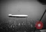 Standbild LZ 129 Hindenburg New York City USA, 1936, aus Sekunde 34 historischem Filmmaterial Videoclip 65675052175