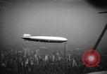 Standbild LZ 129 Hindenburg New York City USA, 1936, aus Sekunde 37 historischem Filmmaterial Videoclip 65675052175