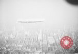 Standbild LZ 129 Hindenburg New York City USA, 1936, aus Sekunde 60 historischem Filmmaterial Videoclip 65675052175