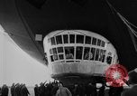 Standbild LZ-127 Graf Zeppelin Luftschiff Friedrichshafen Deutschland, 1928, aus Sekunde 17 historischem Filmmaterial Videoclip 65675052184