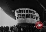 Standbild LZ-127 Graf Zeppelin Luftschiff Friedrichshafen Deutschland, 1928, aus Sekunde 18 historischem Filmmaterial Videoclip 65675052184