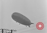 Standbild LZ-127 Graf Zeppelin Luftschiff Friedrichshafen Deutschland, 1928, aus Sekunde 51 historischem Filmmaterial Videoclip 65675052184