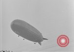 Standbild LZ-127 Graf Zeppelin Luftschiff Friedrichshafen Deutschland, 1928, aus Sekunde 54 historischem Filmmaterial Videoclip 65675052184