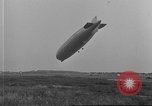 Standbild LZ-127 Graf Zeppelin Luftschiff Friedrichshafen Deutschland, 1928, aus Sekunde 4 historischem Filmmaterial Videoclip 65675052186