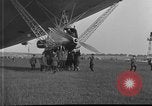 Standbild LZ-127 Graf Zeppelin Luftschiff Friedrichshafen Deutschland, 1928, aus Sekunde 26 historischem Filmmaterial Videoclip 65675052186