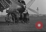 Standbild LZ-127 Graf Zeppelin Luftschiff Friedrichshafen Deutschland, 1928, aus Sekunde 35 historischem Filmmaterial Videoclip 65675052186