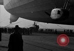 Immagine di LZ-127 Graf Zeppelin dirigibile Lakehurst New Jersey USA, 1928, secondo 13 filmato di repertorio 65675052189