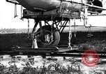 Immagine di LZ-127 Graf Zeppelin dirigibile Lakehurst New Jersey USA, 1928, secondo 16 filmato di repertorio 65675052193