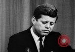 Standbild John F Kennedy fordert Gebet Washington DC USA, 1962, aus Sekunde 28 historischem Filmmaterial Videoclip 65675052196