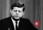 Standbild John F Kennedy fordert Gebet Washington DC USA, 1962, aus Sekunde 52 historischem Filmmaterial Videoclip 65675052196