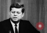 Standbild John F Kennedy fordert Gebet Washington DC USA, 1962, aus Sekunde 53 historischem Filmmaterial Videoclip 65675052196