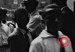 Immagine di I bambini della scuola entrano nelle scuole New York City USA, 1929, secondo 39 filmato di repertorio 65675052211