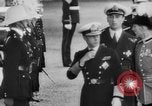Standbild König Edward VIII übergibt Thron London England Vereinigtes Königreich, 1936, aus Sekunde 17 historischem Filmmaterial Videoclip 65675052222