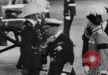 Standbild König Edward VIII übergibt Thron London England Vereinigtes Königreich, 1936, aus Sekunde 18 historischem Filmmaterial Videoclip 65675052222