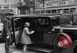 Standbild König Edward VIII übergibt Thron London England Vereinigtes Königreich, 1936, aus Sekunde 29 historischem Filmmaterial Videoclip 65675052222