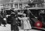 Standbild König Edward VIII übergibt Thron London England Vereinigtes Königreich, 1936, aus Sekunde 35 historischem Filmmaterial Videoclip 65675052222