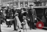 Standbild König Edward VIII übergibt Thron London England Vereinigtes Königreich, 1936, aus Sekunde 38 historischem Filmmaterial Videoclip 65675052222