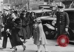 Standbild König Edward VIII übergibt Thron London England Vereinigtes Königreich, 1936, aus Sekunde 43 historischem Filmmaterial Videoclip 65675052222
