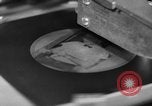 Standbild Plattenspieler Kabel Foto system United States USA, 1936, aus Sekunde 19 historischem Filmmaterial Videoclip 65675052224