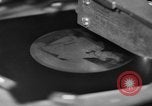 Standbild Plattenspieler Kabel Foto system United States USA, 1936, aus Sekunde 21 historischem Filmmaterial Videoclip 65675052224