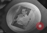 Standbild Plattenspieler Kabel Foto system United States USA, 1936, aus Sekunde 28 historischem Filmmaterial Videoclip 65675052224