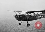 Standbild Stinson L-5 Sentinal Flugzeuge Birma, 1944, aus Sekunde 62 historischem Filmmaterial Videoclip 65675052235