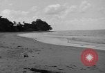 Standbild US Army Piloten fliegen Stinson L-5 Sentinal Flugzeug Palawan Philippinen, 1945, aus Sekunde 55 historischem Filmmaterial Videoclip 65675052254