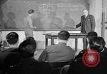 Standbild Procurement officers Dayton Ohio USA, 1947, aus Sekunde 10 historischem Filmmaterial Videoclip 65675052261