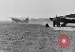 Image US Army Piper Cub L-4 et L-5 de liaison avions Stinson Italie, 1944, de la seconde 8 séquences d'archives historiques vidéo 65675052265